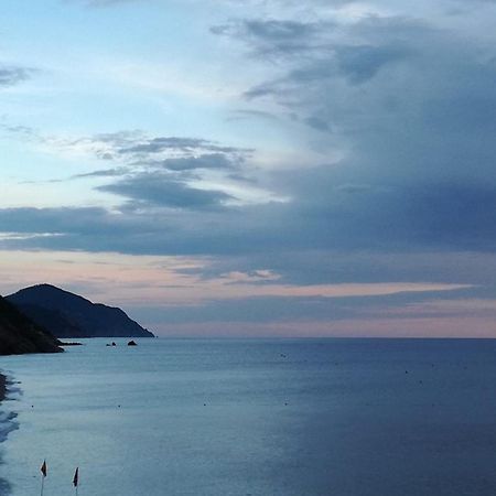 Апартаменты Tino Brezza Di Mare дева Марина Экстерьер фото